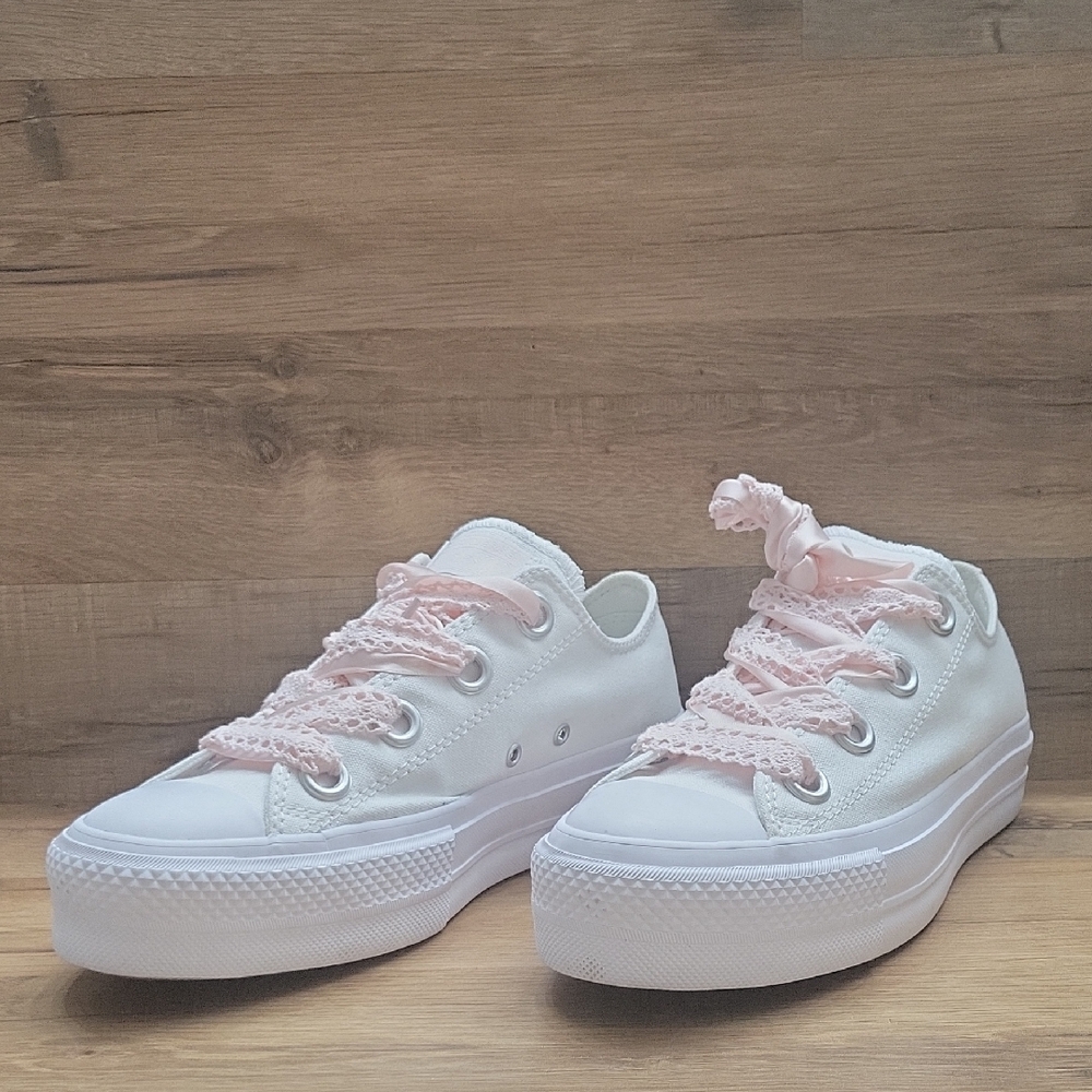 Converse Kids White Sneakers with Pink Laces
